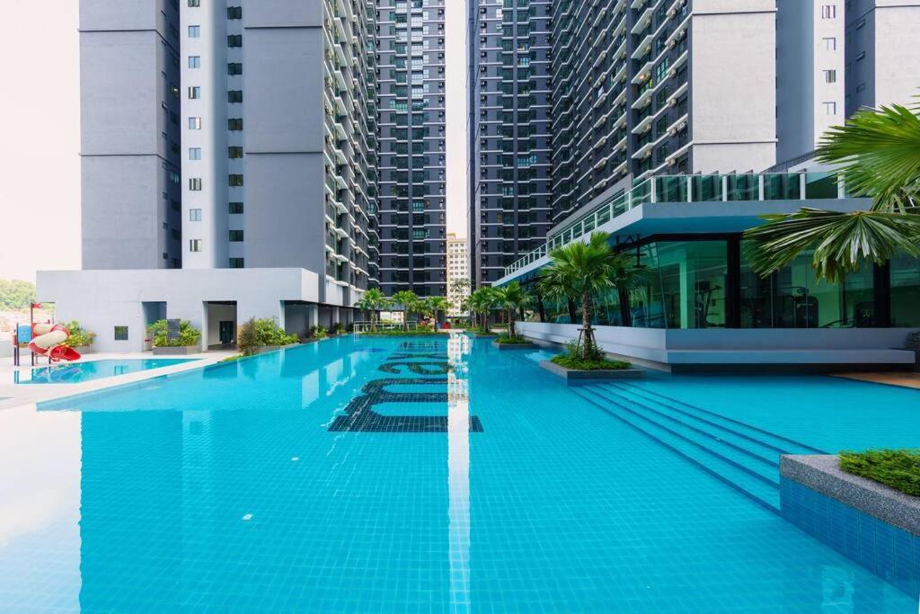 Pangsapuri Fun Slides Majestic Maxim Cheras Staycation Mrt *